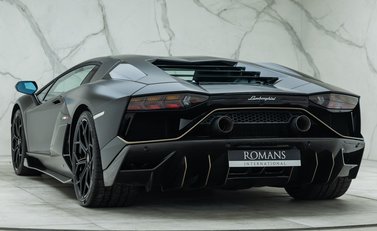 Lamborghini Aventador LP 780-4 ULTIMAE 10