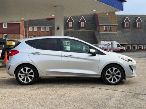 Ford Fiesta TREND 4