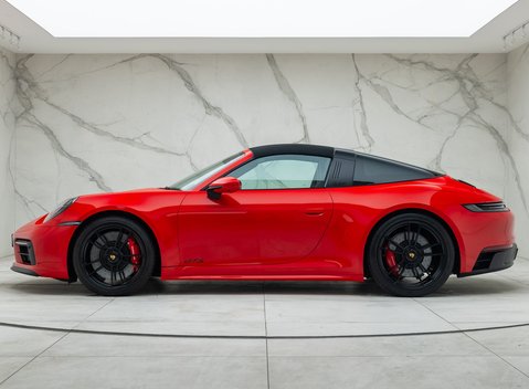 Porsche 911 Targa 4 GTS (992) 7