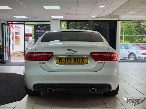 Jaguar XE 2.0i GPF R-Sport Auto Euro 6 (s/s) 4dr 90
