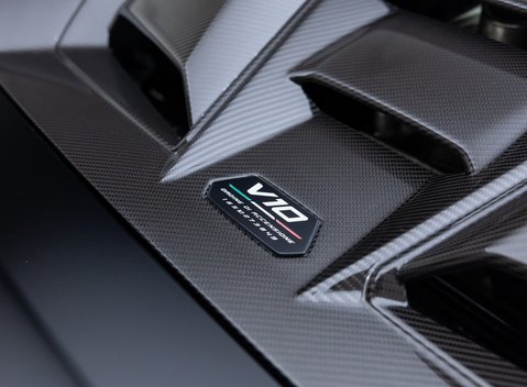 Lamborghini Huracan Tecnica 42