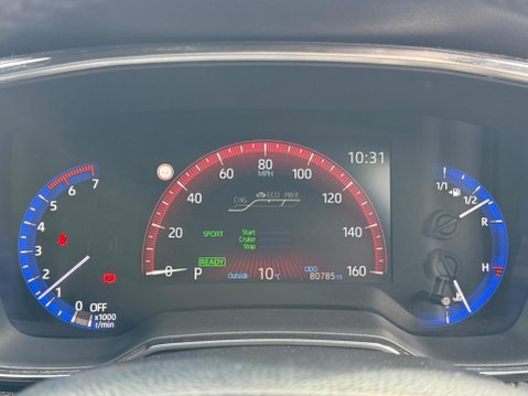 Toyota Corolla 1.8 VVT-h Icon Tech Touring Sports CVT Euro 6 (s/s) 5dr 39