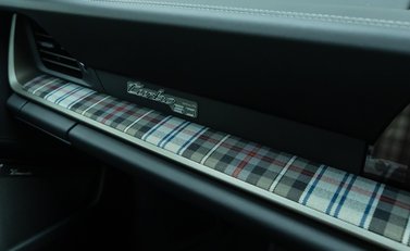 Porsche 911 Turbo 50 YEARS (992) 27