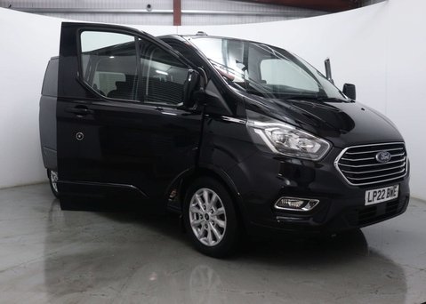 Ford Tourneo Custom 2.0 Tourneo Custom 320 Titanium EcoBlue Auto L2 4dr 44