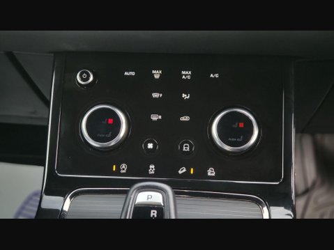 Land Rover Discovery Sport R-DYNAMIC HSE 30