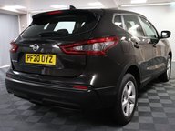 Nissan Qashqai DIG-T ACENTA PREMIUM 11