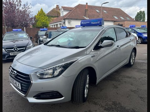 Hyundai i40 1.7 CRDi Blue Drive SE Nav Euro 6 (s/s) 4dr 3