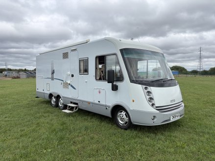 Niesmann and Bischoff Arto 74L 6 berth, large garage, tag axle, Niesmann Bischoff 