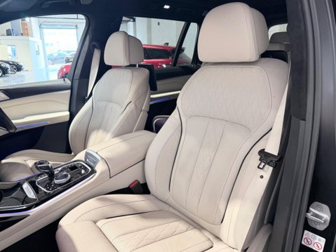 BMW X7 4.4 M50i V8 Frozen Black Edition Auto xDrive Euro 6 (s/s) 5dr 16