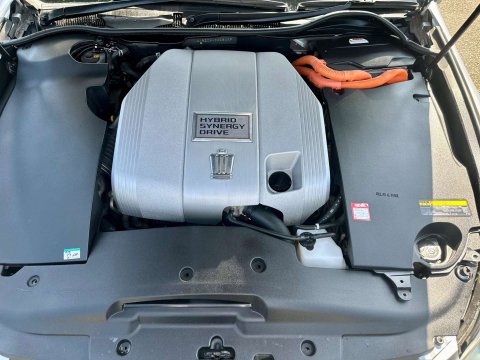 Toyota Crown 3.5 Hybrid Special Edition 5dr 43