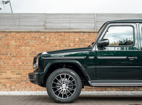 Mercedes-Benz G Series AMG Line 27