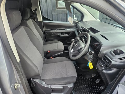 Vauxhall Combo L2H1 2300 SPORTIVE S/S 7