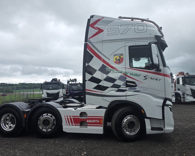 Iveco S-Way AS440S57TX/FP *ex-demo*
