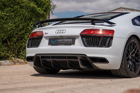 Audi R8 5.2 FSI V10 Plus S Tronic quattro Euro 6 (s/s) 2dr 12