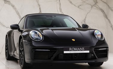 Porsche 911 Carrera S (992) 1