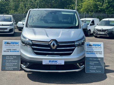 Renault Trafic 2.0 dCi Blue LL30 Sport Panel Van 5dr Diesel Manual L2 H1 Euro 6 (s/s) (130 8