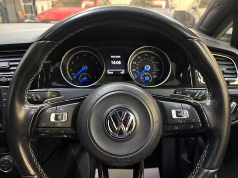Volkswagen Golf 2.0 TSI BlueMotion Tech R DSG 4Motion Euro 6 (s/s) 5dr 14