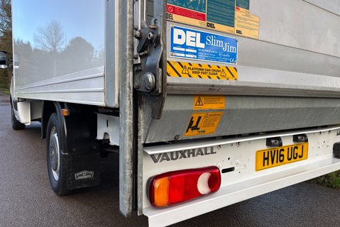 Vauxhall Movano F3500 125 ps Cdti Luton with Tail Lift & Air Con - Direct from MOD 21