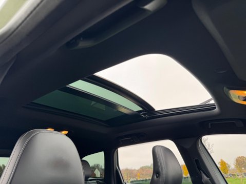 Volvo XC60 2.0 D4 R-Design Euro 6 (s/s) 5dr 70