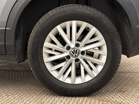 Volkswagen T-Roc 1.5 T-Roc Life TSI 5dr 5