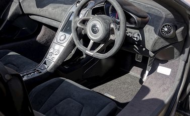 McLaren 675 LT Spider 10