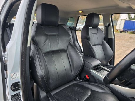 Land Rover Range Rover Evoque 2.0 eD4 SE Tech SUV 5dr Diesel Manual FWD Euro 6 (s/s) (150 ps) 26
