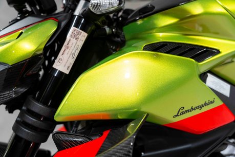 Ducati Streetfighter V4 LAMBORGHINI. NOW SOLD. SIMILAR REQUIRED. PLEASE CALL 01903 254800. 32