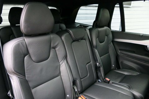 Volvo XC90 2.0 XC90 R-Design B5 MHEV AWD Auto 4WD 5dr 5