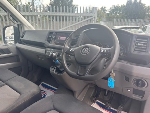 Volkswagen Crafter CR35 TDI M H/R P/V TRENDLINE 10