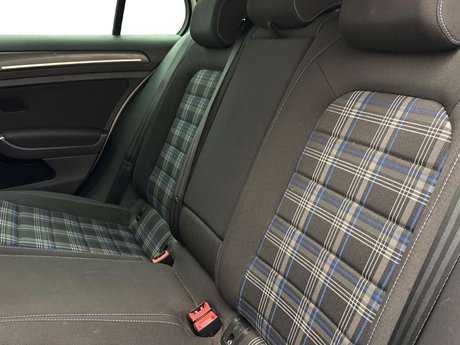 Volkswagen Golf 1.4 Golf GTE Advance Semi-Auto 5dr 6