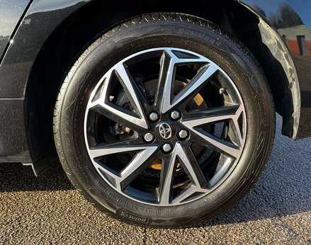 Toyota Yaris 1.5 Yaris Design HEV CVT 5dr 13