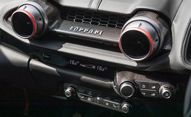 Ferrari 812 Superfast 17