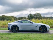 Aston Martin Vantage 4.0 Vantage V8 Auto 3dr 4