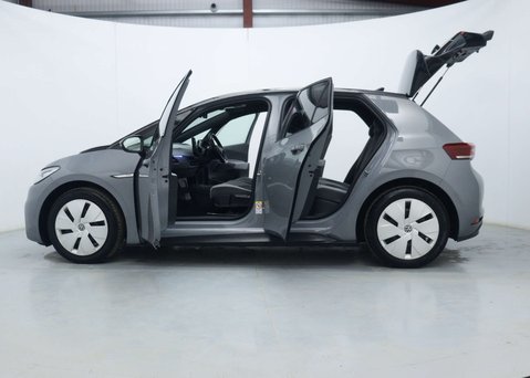 Volkswagen ID.3 Pro Performance 58kWh Business Hatchback 5dr Electric Auto (204 ps) 62