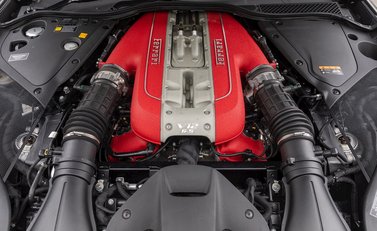 Ferrari 812 Superfast 34