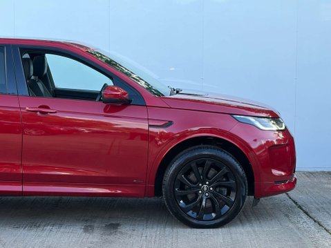 Land Rover Discovery Sport 2.0 Discovery Sport R-Dynamic HSE D Auto 4WD 5dr 12