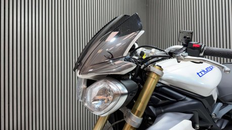 Triumph Street Triple 2013 ONLY 19K, QUICKSHIFTER, ARROW PIPE, NEW MOT 27