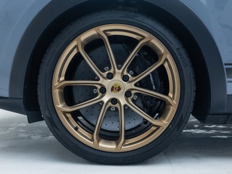 Porsche Cayenne TURBO GT 