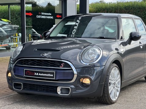 Mini Hatch 2.0 Cooper S 5dr 4