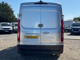 Maxus Deliver 9 LWB L3H2 Medium Roof LUX Air Con Alloys Camera Sensors SELECT 7