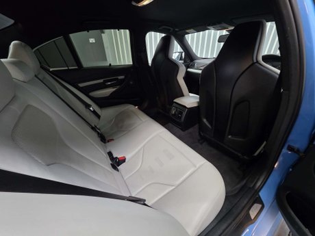 BMW M3 3.0 BiTurbo Saloon 4dr Petrol DCT Euro 6 (s/s) (431 ps) 21