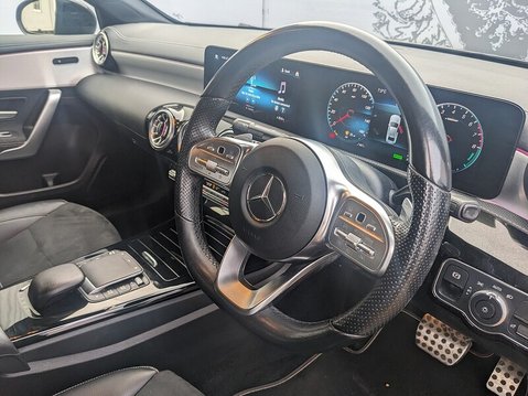 Mercedes-Benz A Class A 250 E AMG LINE EDITION PREMIUM 12