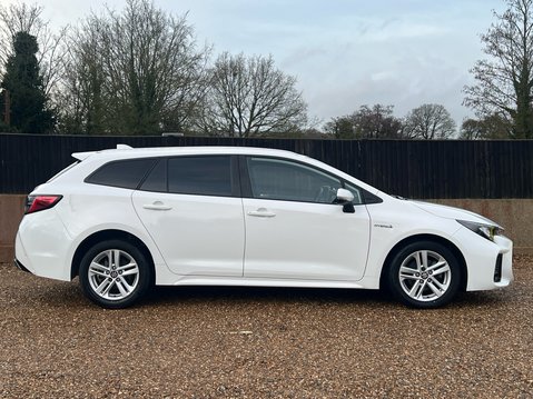 Suzuki Swace MOTION 5