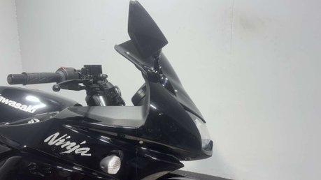 Kawasaki Ninja EX 250 2012 ONLY 9K NEW MOT 33BHP A2 READY 250CC SPORTS BIKE 20