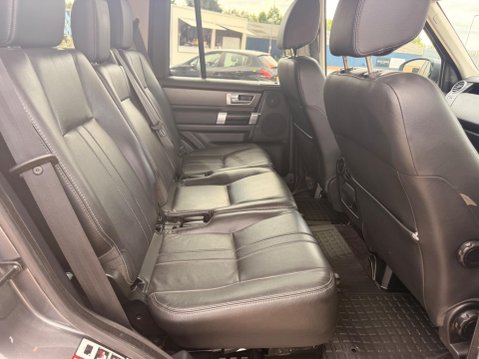 Land Rover Discovery 3.0 SD V6 Graphite Auto 4WD Euro 6 (s/s) 5dr 25
