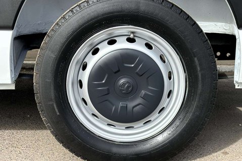 Vauxhall Movano L2H2 130 ps F3500 Mobile Workshop Van - Air Con 32