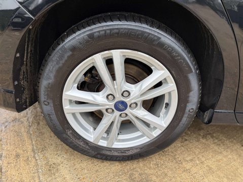 Ford S-Max 2.0 S-Max Titanium TDCi Auto 5dr 37