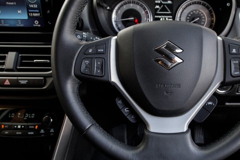 Suzuki SX4 S-Cross MOTION BOOSTERJET MHEV 18