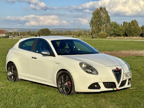 Alfa Romeo Giulietta JTDM-2 VELOCE Part Exchange to Clear 1