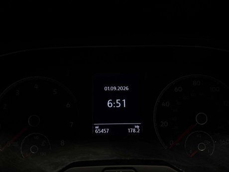 Volkswagen T-Roc 1.0 T-Roc Design TSi 5dr 9